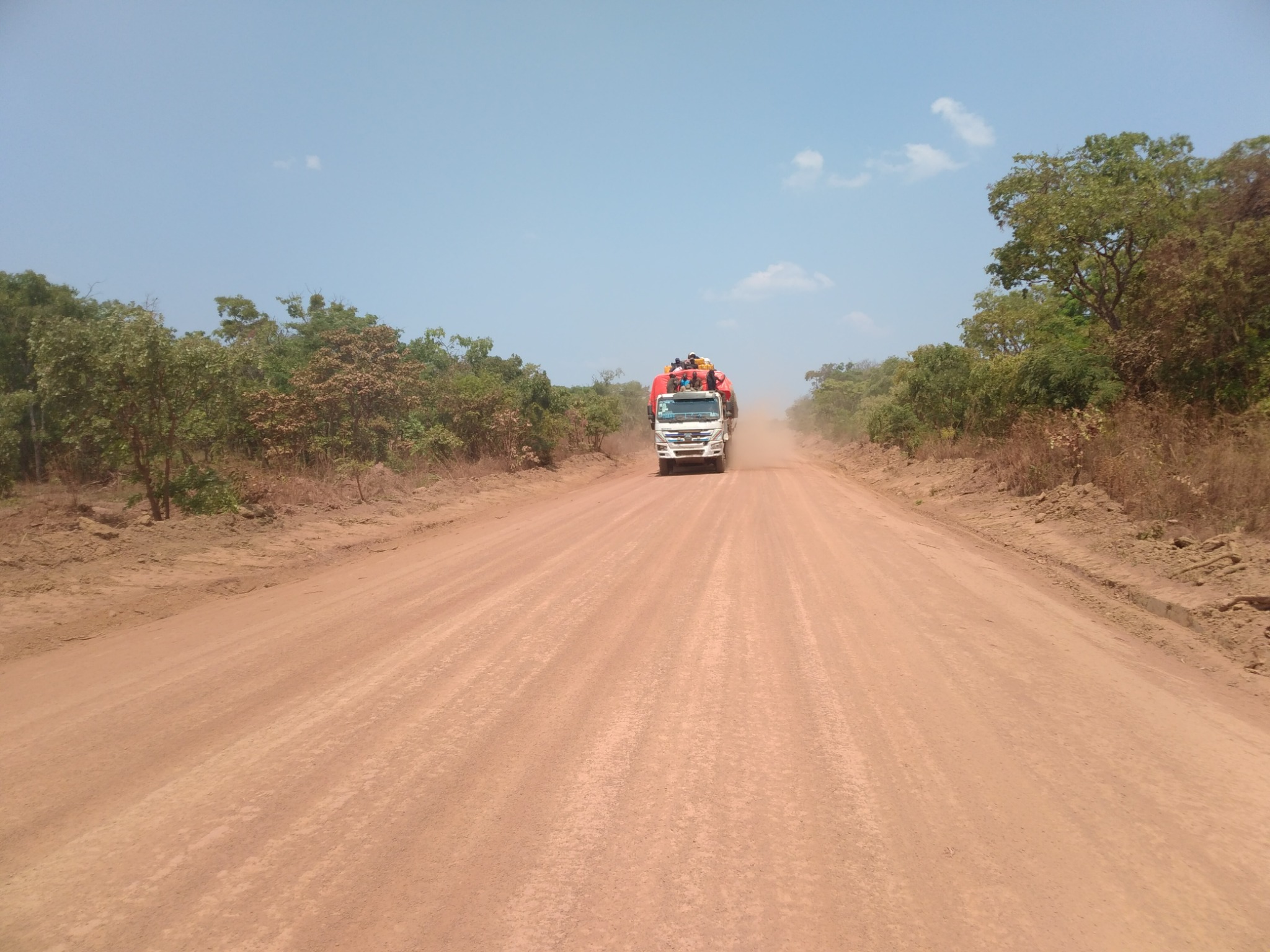 Passage d’un camion sur le tronçon